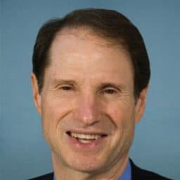 RON L WYDEN
